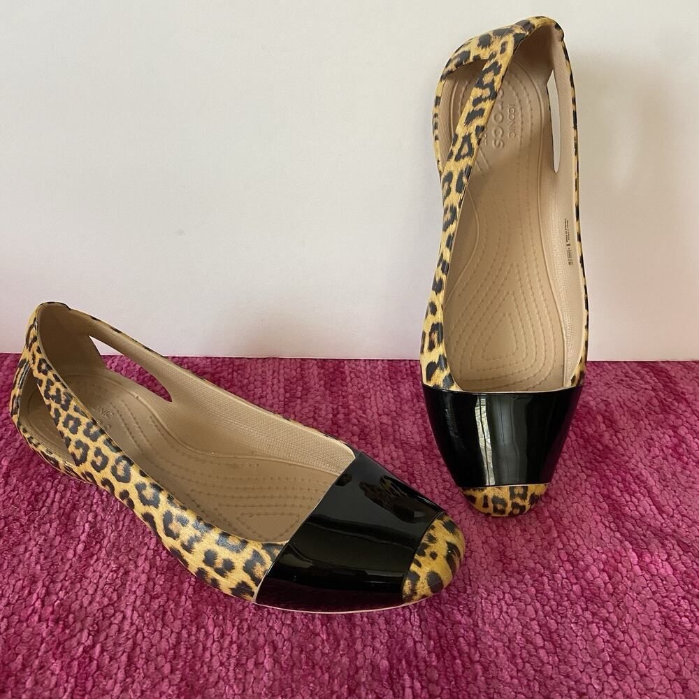 Crocs Sienna Ballet Flats Leopard Print Size 7